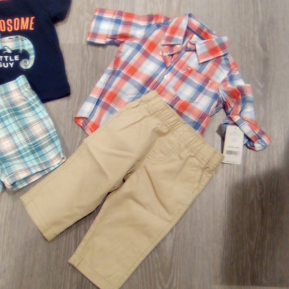 Adorable Carter's Matching Outfits 2 - Picture 6 of 9